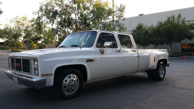 1987 White Chevrolet C/K Pickup 3500 Crew Cab Pickup