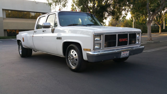 1987 White Chevrolet C/K Pickup 3500 Crew Cab Pickup