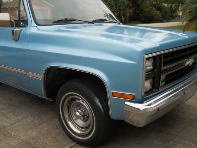 1985 Blue GMC Sierra 1500 Standard Cab Pickup
