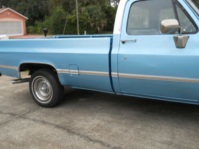 1985 Blue GMC Sierra 1500 Standard Cab Pickup