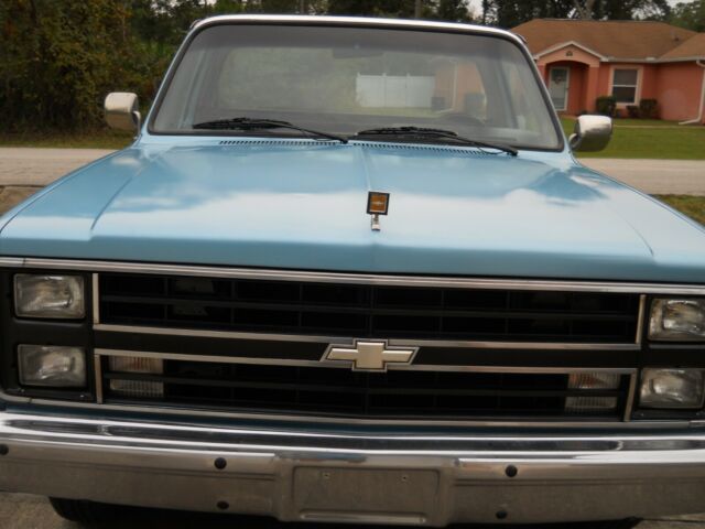 1985 Blue GMC Sierra 1500 Standard Cab Pickup