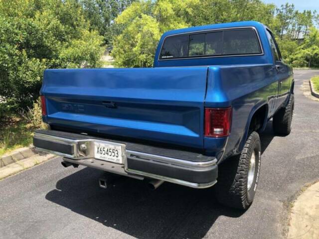 1985 Blue Chevrolet C-10 Standard Cab Pickup