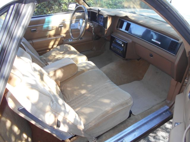 1986 Brown GMC Caballero