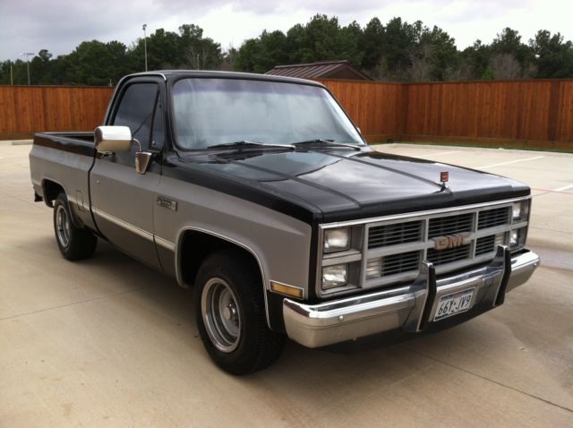 1983 Black/Silver 2 tone GMC Sierra 1500 Short Wide
