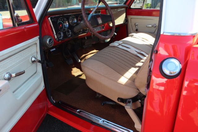 1972 Orange Chevrolet C/K Pickup 2500