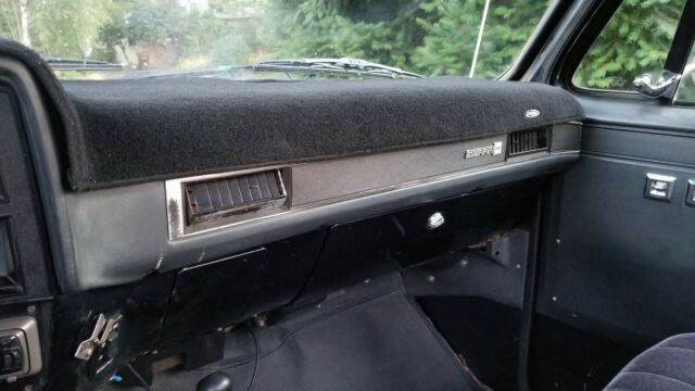 1985 Black GMC Sierra 1500 Standard Cab Pickup