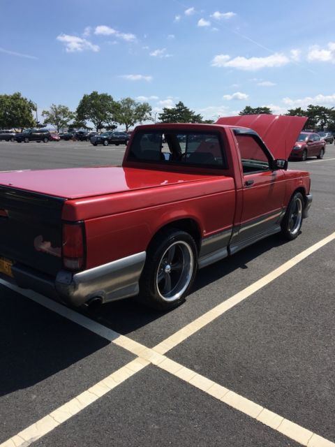 1992 RED Chevrolet S-10 PICKUP
