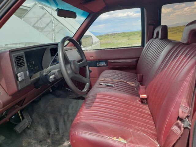 1992 White GMC Suburban SUV