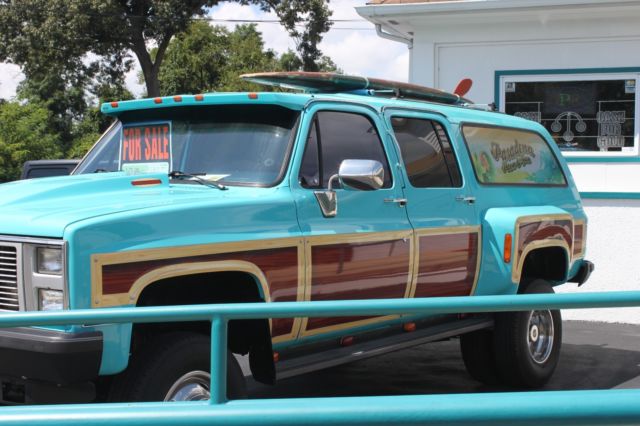 1988 Teal GMC C15/C1500 Suburban SUV