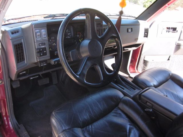 1993 Burgundy GMC Typhoon SUV