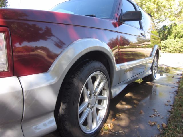 1993 Burgundy GMC Typhoon SUV