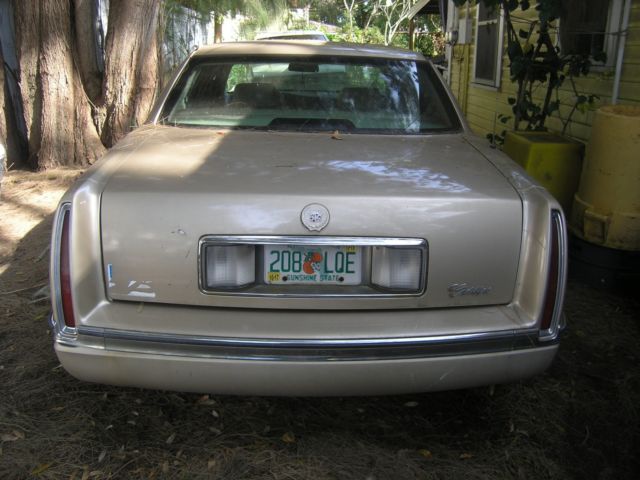 1994 Gold Cadillac DTS