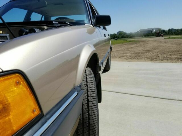 1985 Gold Honda Accord Sedan