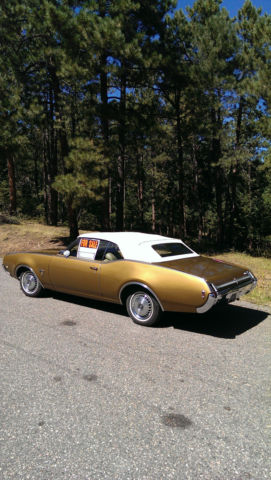 1969 Gold Oldsmobile Cutlass Convertible