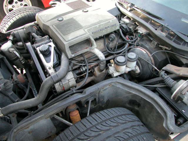 1984 Gold Chevrolet Corvette Coupe