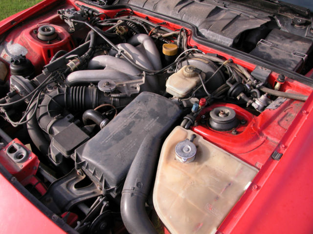 1984 Gold Chevrolet Corvette Coupe