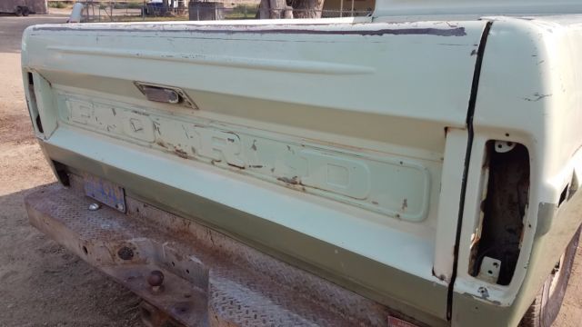 1971 Green Ford F-100 Standard Cab Pickup