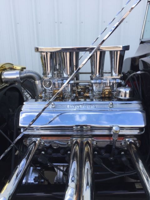 1923 Burgundy Ford Model T Convertible