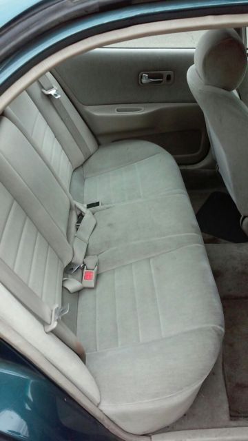 1994 Silver n black Nissan Altima Coupe