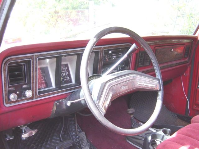 1978 Red Ford Bronco SUV