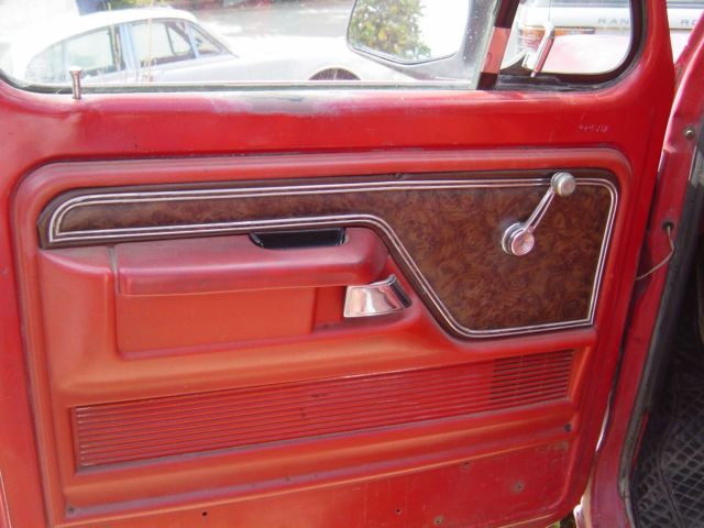 1978 Red Ford Bronco SUV