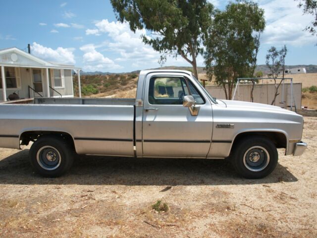 1984 silver Chevrolet C-10