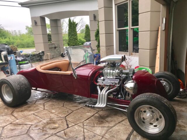 1927 Burgundy Ford Model T Convertible