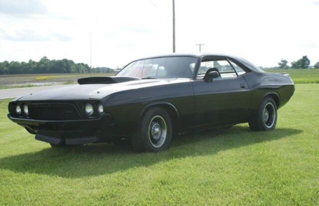 1973 Black Dodge Challenger