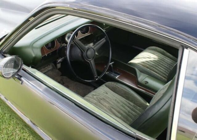 1973 Black Dodge Challenger