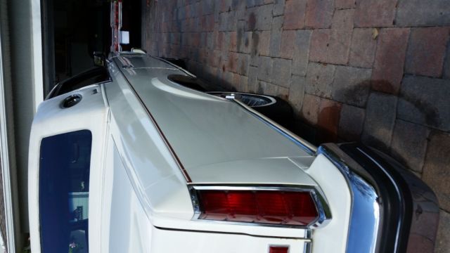 1983 White Lincoln Mark Series Coupe