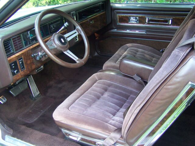 1984 White Oldsmobile Toronado Coupe