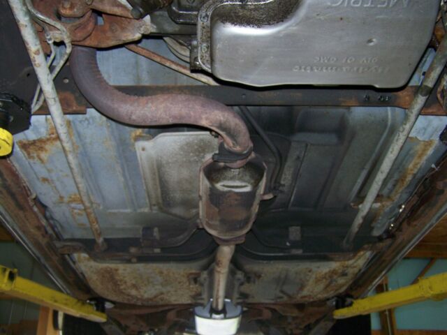 1984 White Oldsmobile Toronado Coupe