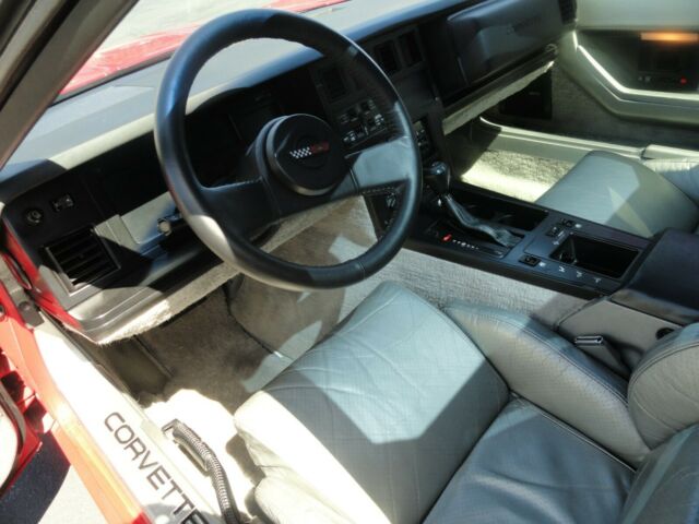 1985 Red Chevrolet Corvette Coupe