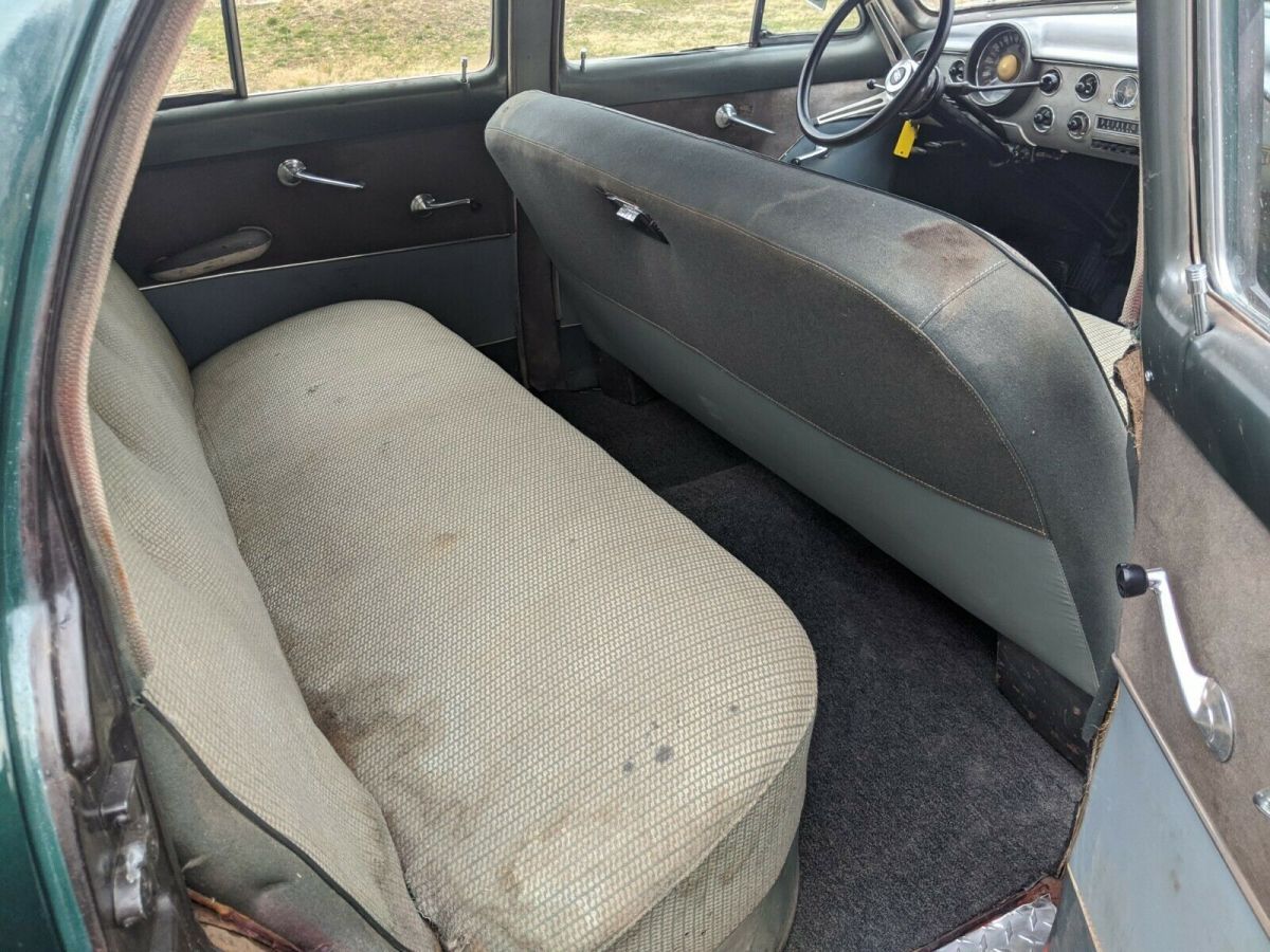 1951 Green Ford Deluxe Sedan