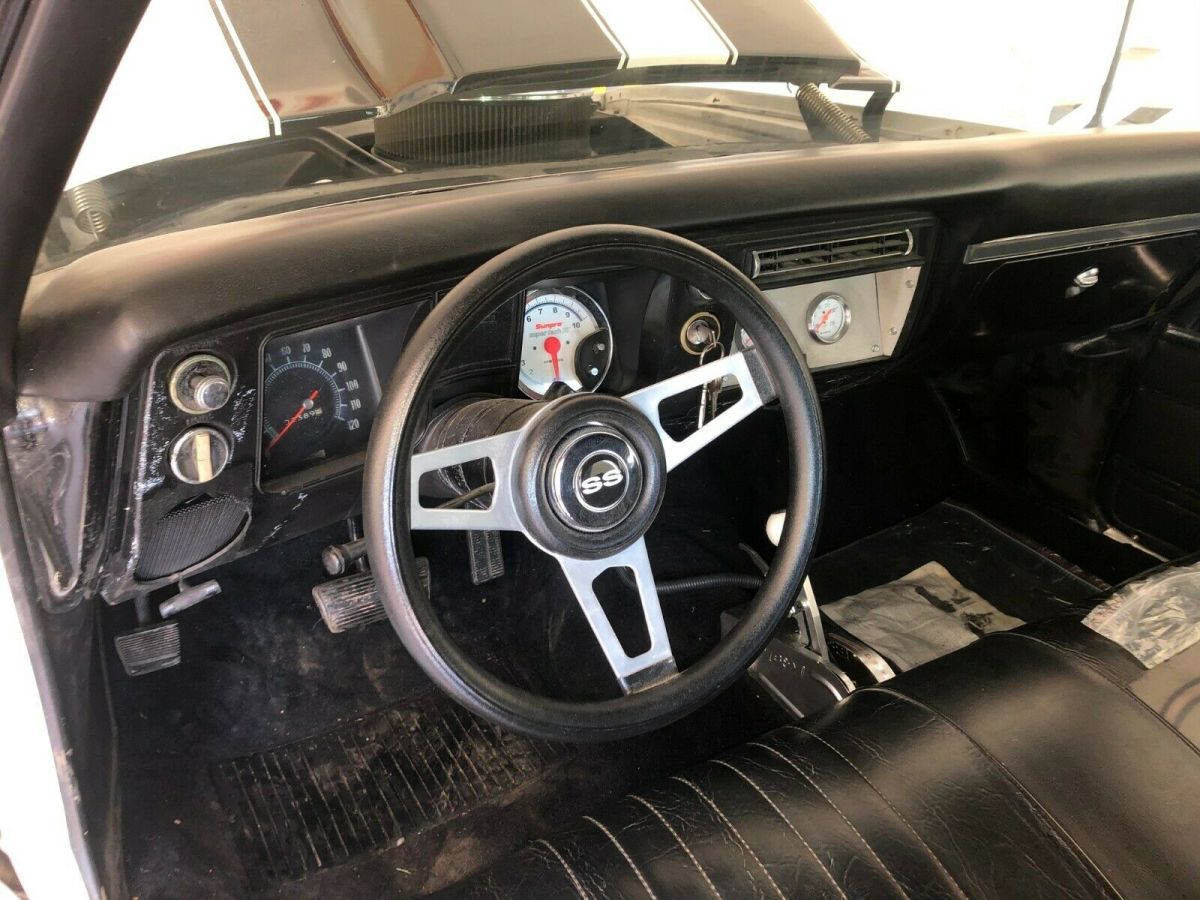 1968 White Chevrolet Chevelle Coupe