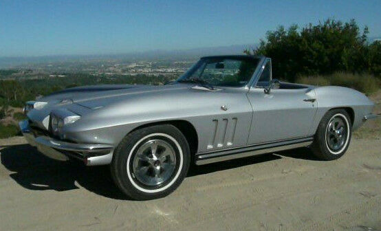 1965 Silver pearl Chevrolet Corvette Convertible