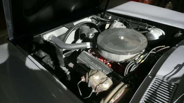 1965 Silver pearl Chevrolet Corvette Convertible