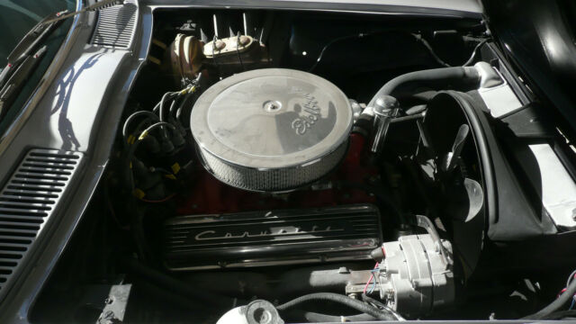 1965 Silver pearl Chevrolet Corvette Convertible