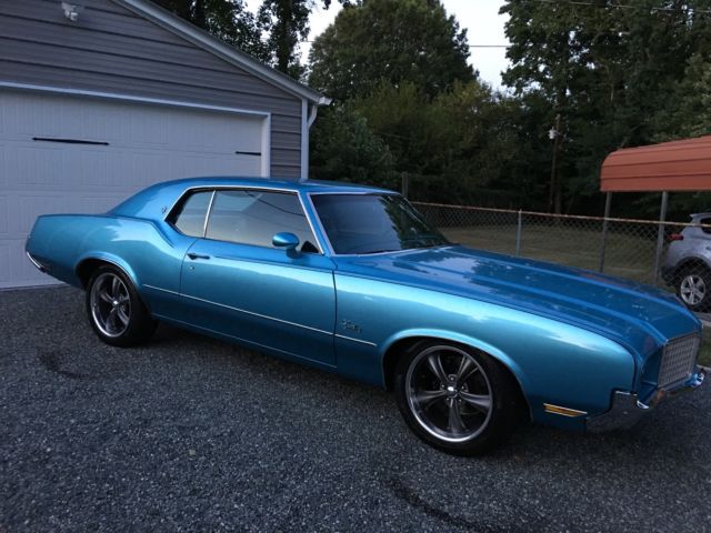 1972 Viking Blue Oldsmobile Cutlass Coupe