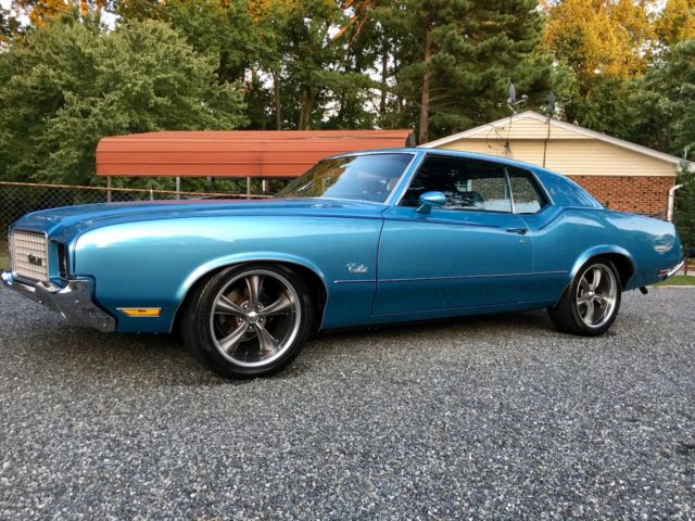 1972 Viking Blue Oldsmobile Cutlass Coupe