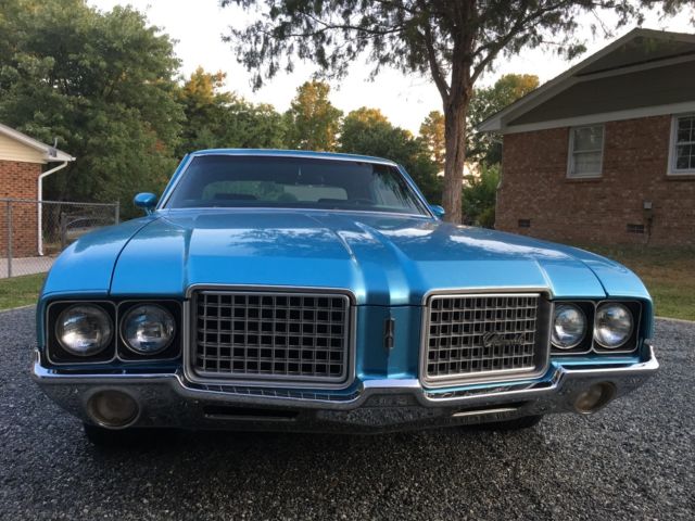 1972 Viking Blue Oldsmobile Cutlass Coupe