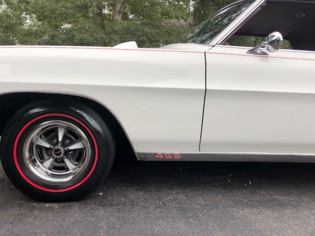 1968 White Pontiac Grand Prix Coupe