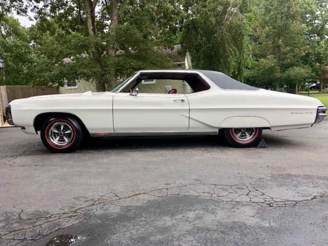 1968 White Pontiac Grand Prix Coupe
