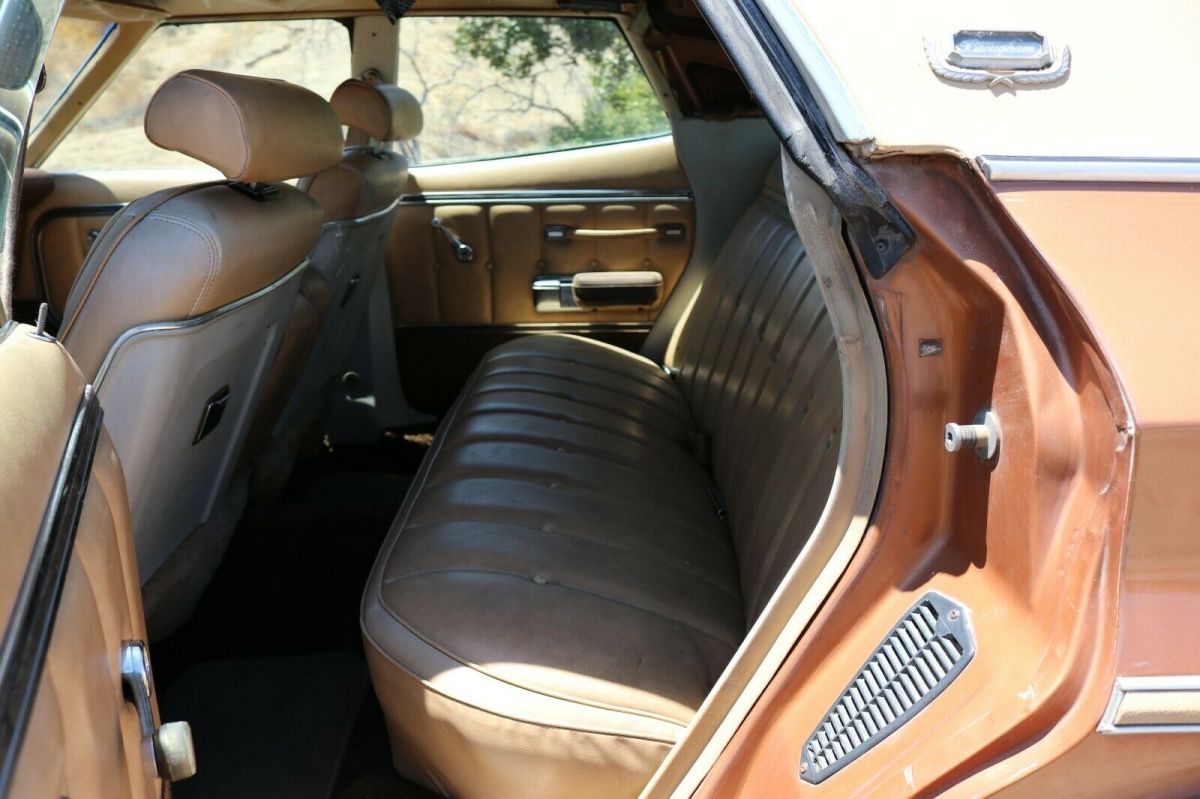 1974 Brown Ford Torino Sedan