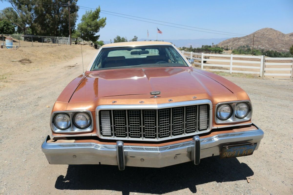 1974 Brown Ford Torino Sedan