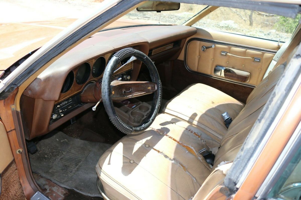 1974 Brown Ford Torino Sedan