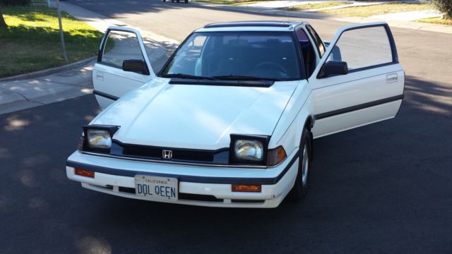 1987 White Honda Prelude Coupe