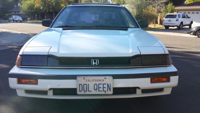 1987 White Honda Prelude Coupe
