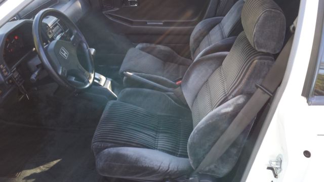 1987 White Honda Prelude Coupe