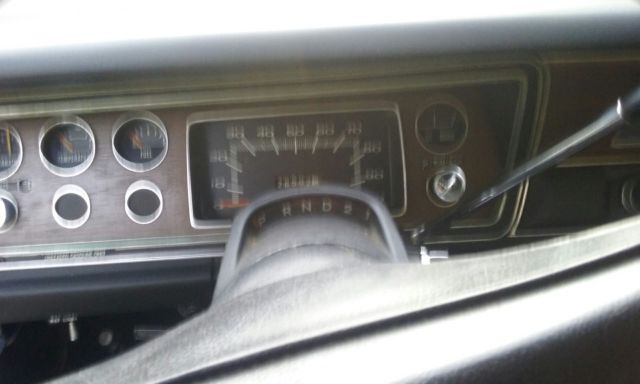 1975 White Plymouth Valiant Coupe